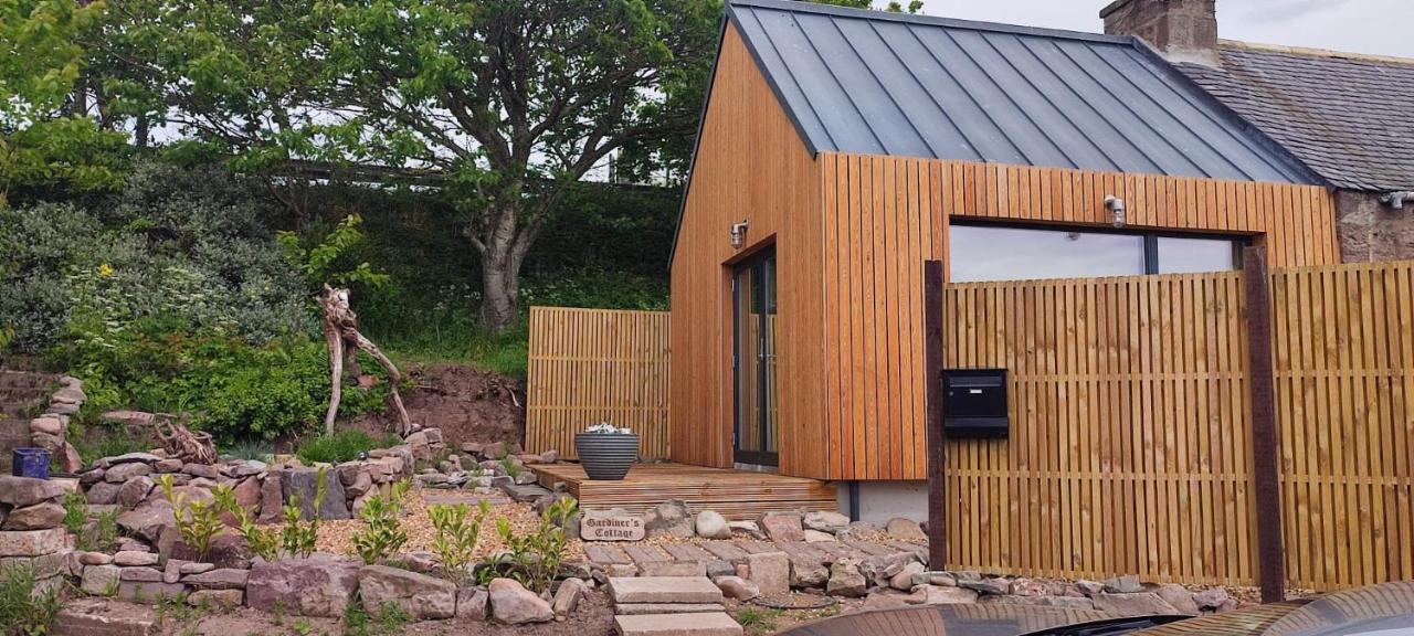 Stonehaven 2 Bedroom Seaside Cottage With Garden Exterior foto